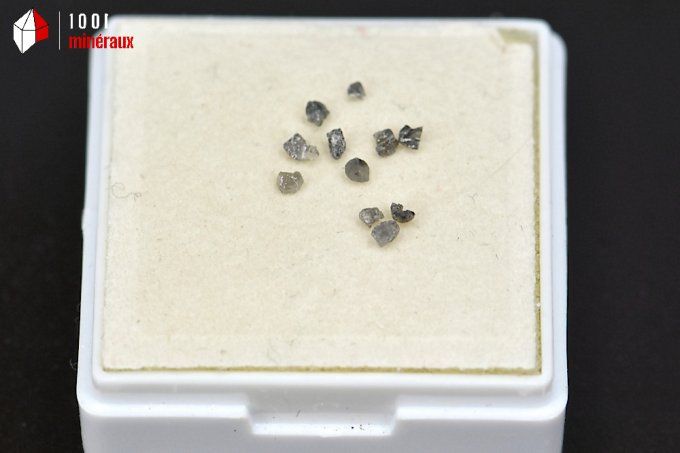 diamant_cristaux_mineraux