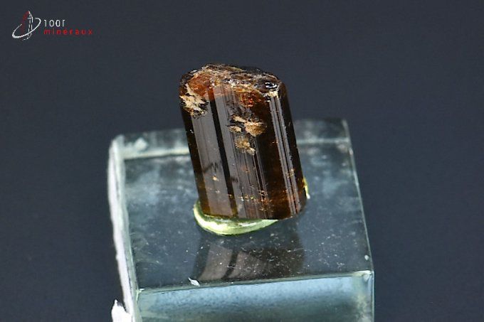 dravite-tourmaline-cristaux-mineraux