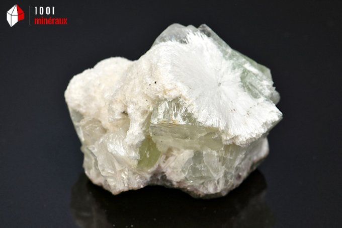 apophyllite_scolecite_mineraux_cristaux
