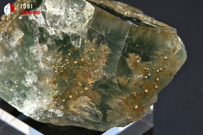 fluorine_cristaux_mineraux