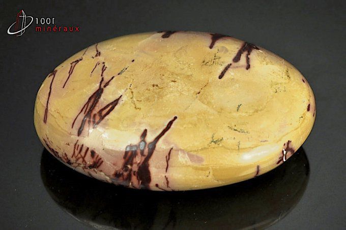 mokaite-mineraux-galet