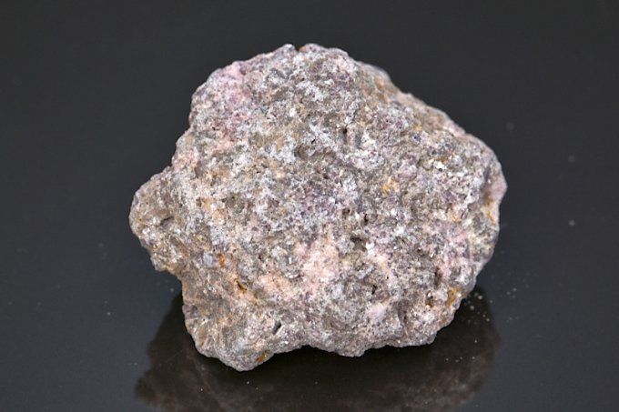 lepidolite mineraux