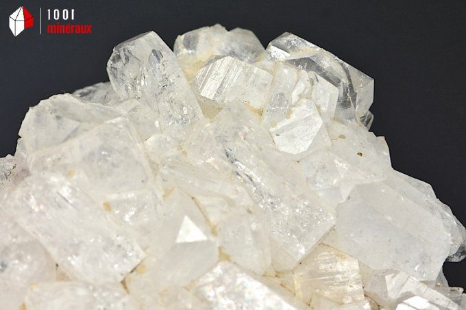 apophyllite_mineraux_cristaux