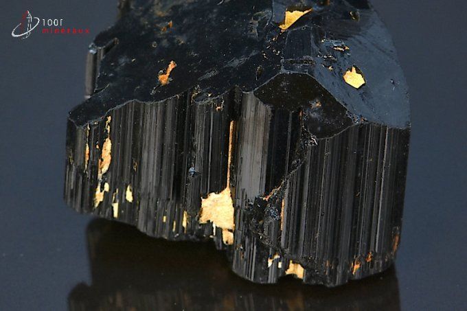 tourmaline noire cristaux mineraux