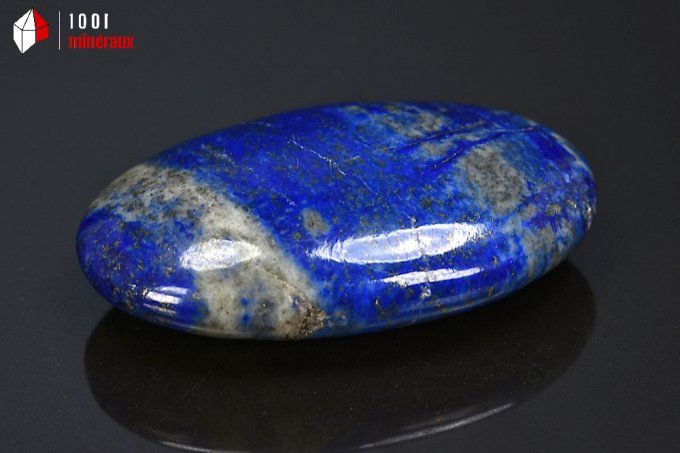 galet minéral de lapis lazuli