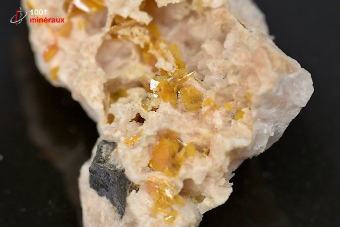 wulfénite_cristaux_mineraux