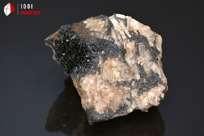 pyrolusite_mineraux_cristaux