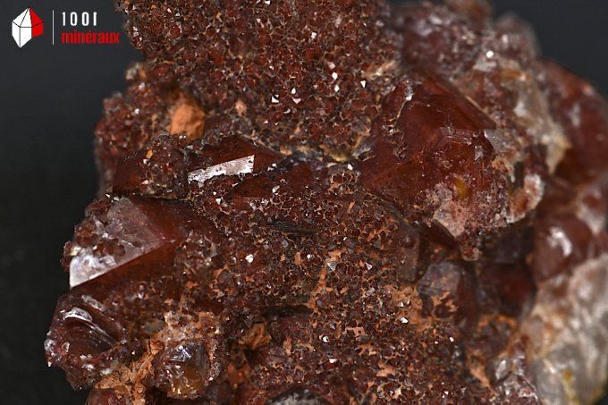 cristaux_mineraux_quartz_hematoide