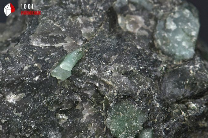 emeraude_mineraux_cristaux