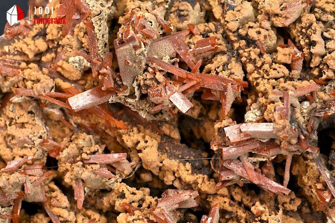 crocoite_cristaux_mineraux