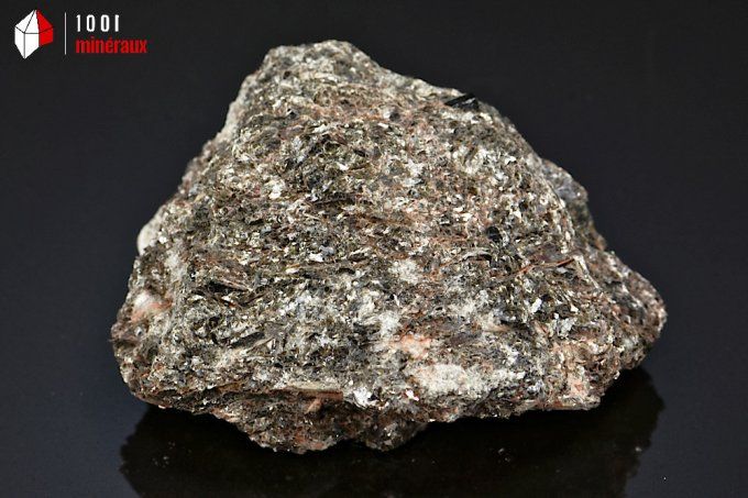 dravite_mineraux_cristaux