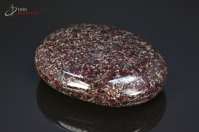 galet poli de grenat