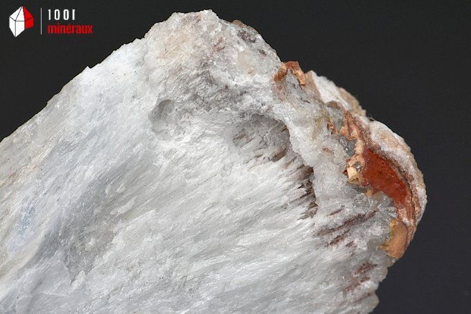 tremolite_mineraux_cristaux