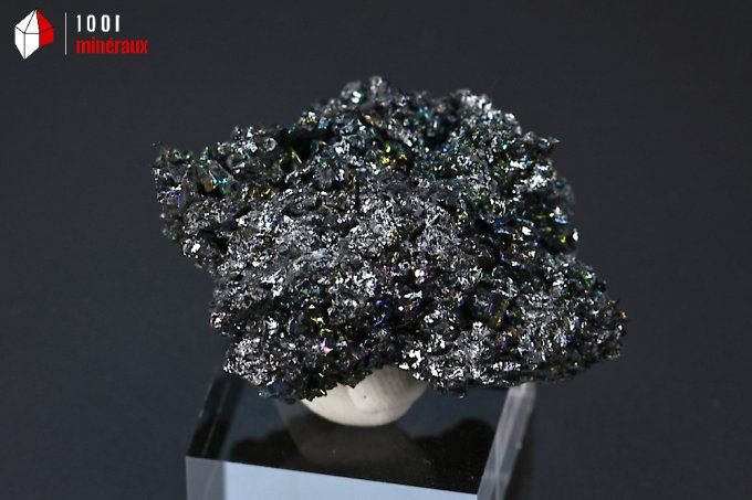 carborandite_mineraux_cristaux