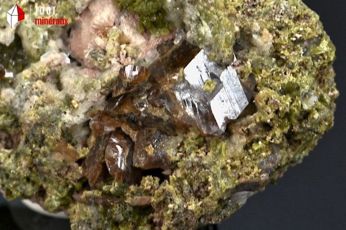 titanite_mineraux_cristaux