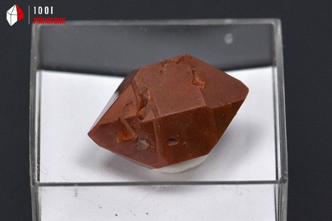 hyacinthe_zircon_mineraux_cristaux