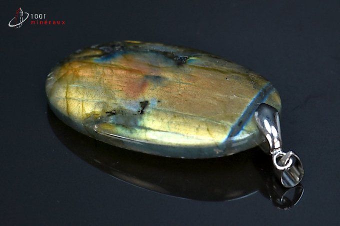 pendentif de labradorite polie