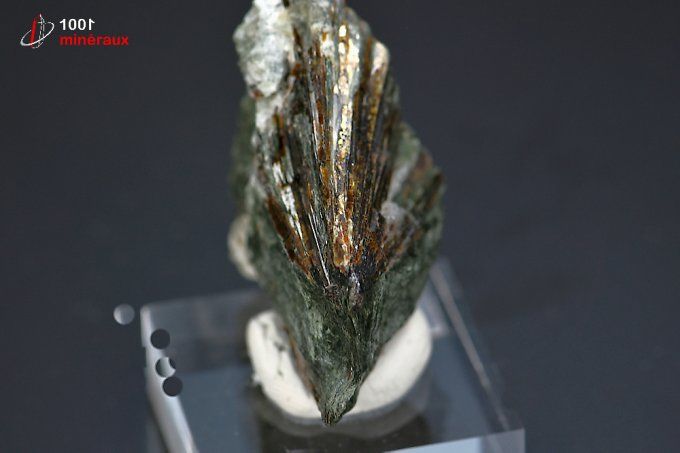 astrophyllite_mineraux