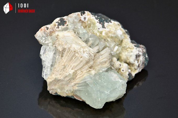 apophyllite_scolecite_mineraux_cristaux