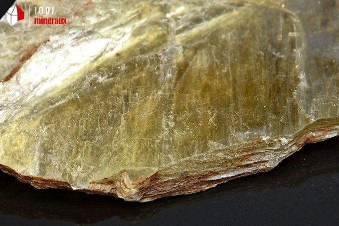 mica_moscovite_mineraux_cristaux