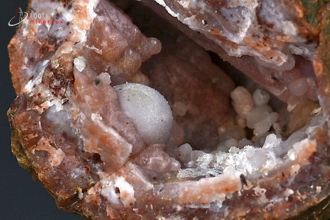 calcedoine rouge quartz