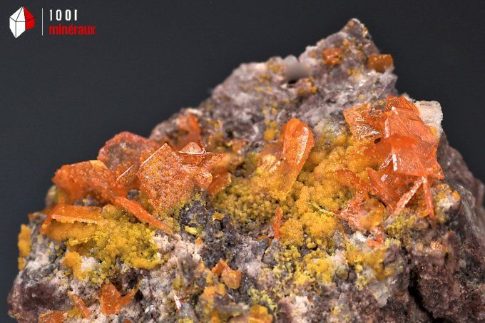 wulfenite_mineraux_cristaux