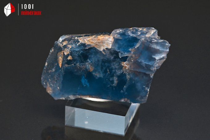 cristal de fluorine bleue translucide