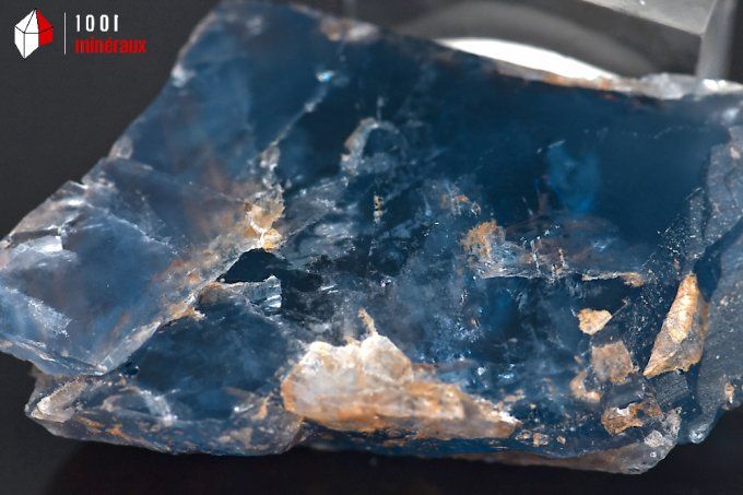 cristal de fluorine bleue translucide