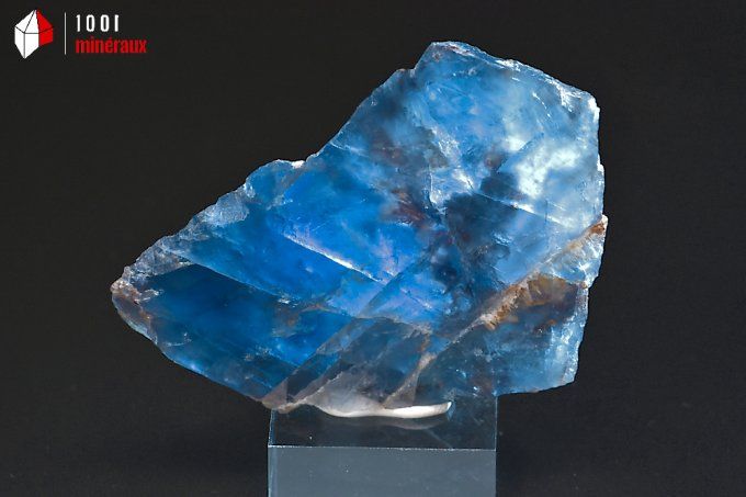 cristal de fluorine bleue translucide