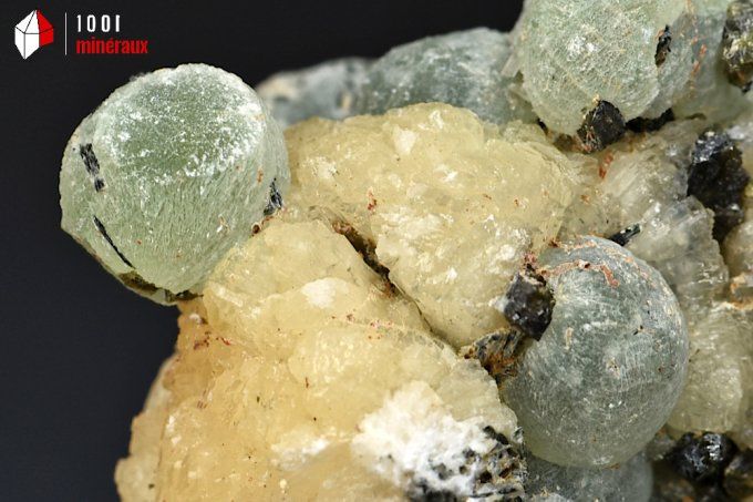 prehnite_stilbite_mineraux_cristaux