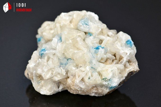 cavansite_mineraux_cristaux