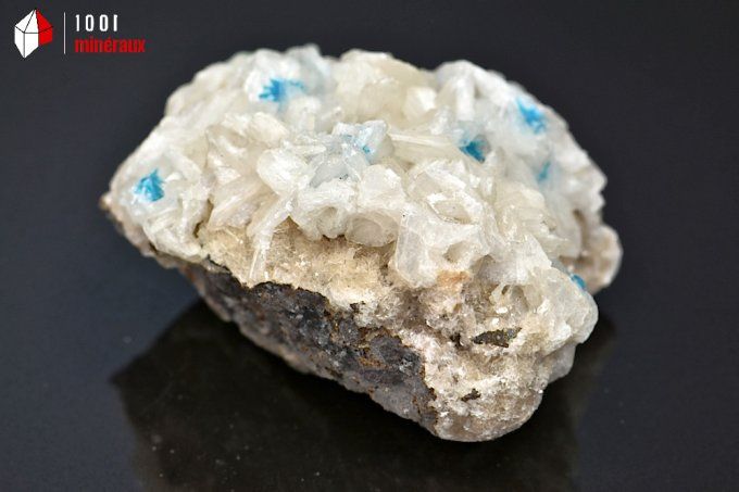 cavansite_mineraux_cristaux