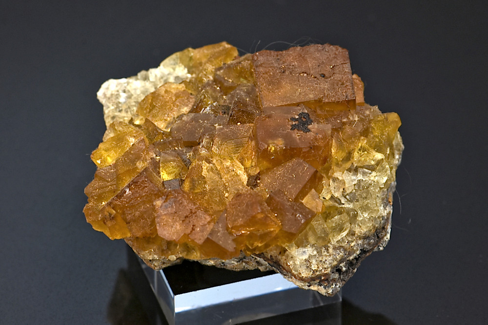 Fluorine jaune translucide Fluorine jaune translucide