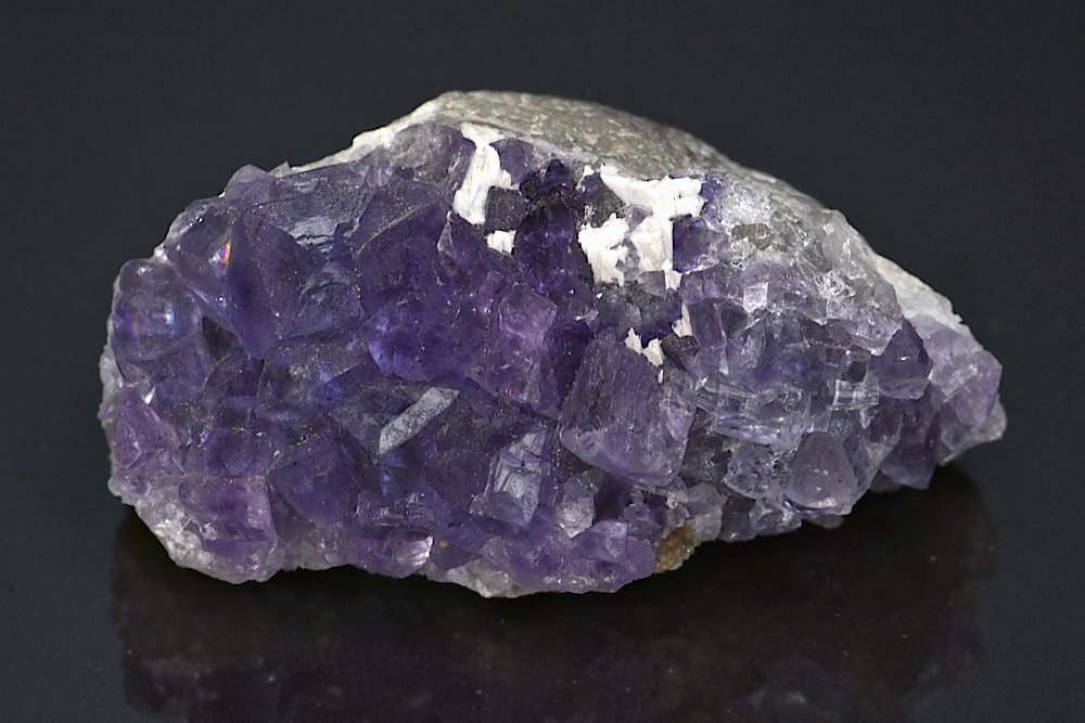Fluorine violette Fluorine violette