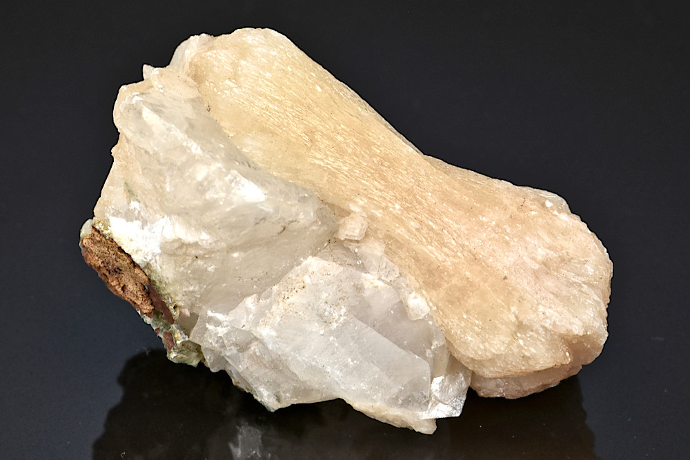 Stilbite sur Apophyllite Stilbite sur Apophyllite