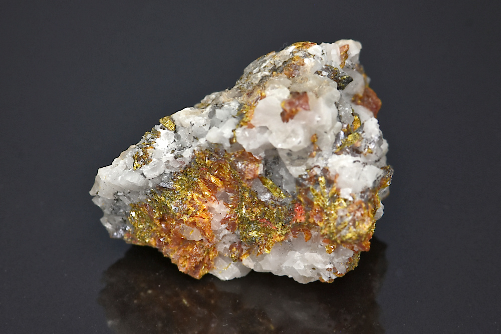 Orpiment et Réalgar sur Quartz Orpiment et Réalgar sur Quartz